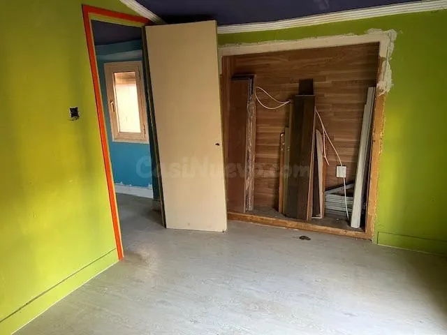 CASA ADOSADA DE 3 PLANTAS EN BLANCA - foto 5
