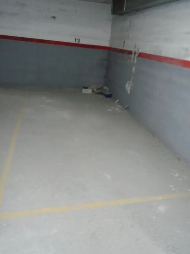 PLAZA DE PARKING PARA MOTO EN VENTA — 7
