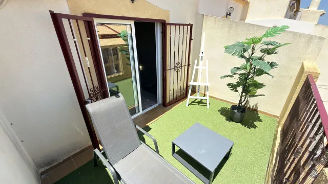 Casa 3 habitaciones 80m² en venta - La Zenia — 40