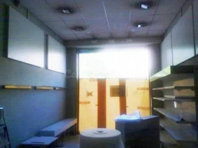 Local comercial 144m² en venta - Ensanche - foto 2