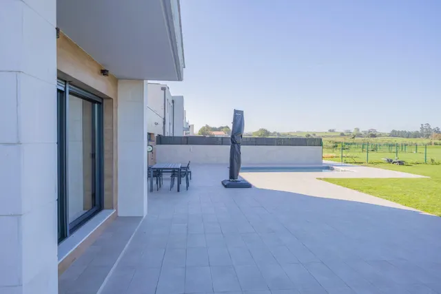 Espectacular chalet en Sancibrián con piscina climatizada — 6
