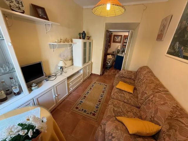 Oportunidad en Almargen (Málaga): Casa de pueblo con patio y - foto 4