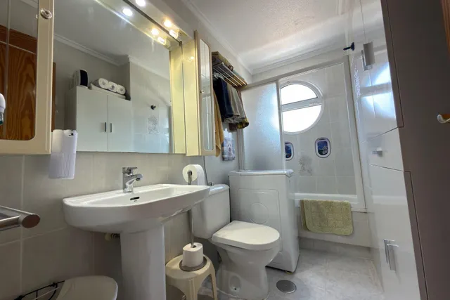 FABULOSO APARTAMENTO A UNOS PASOS DE LA PLAYA, RODEADO DE TODOS LOS SERVICIOS, IDONEO COMO VACACIONAL — 12