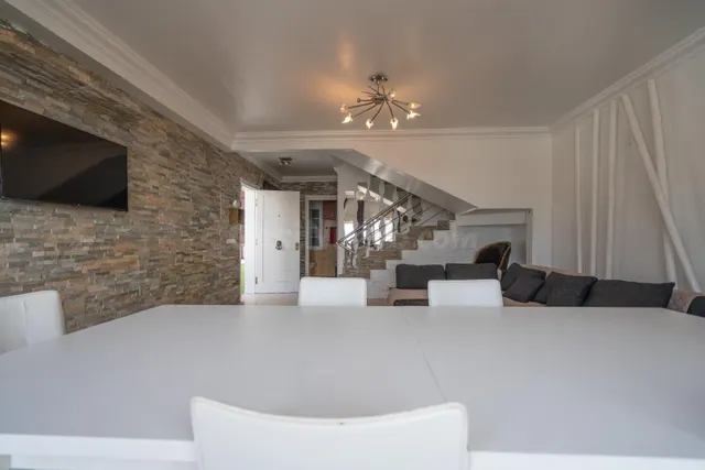 GRAN VIVIENDA IDEAL PARA FAMILIAS CON PISCINA - foto 3