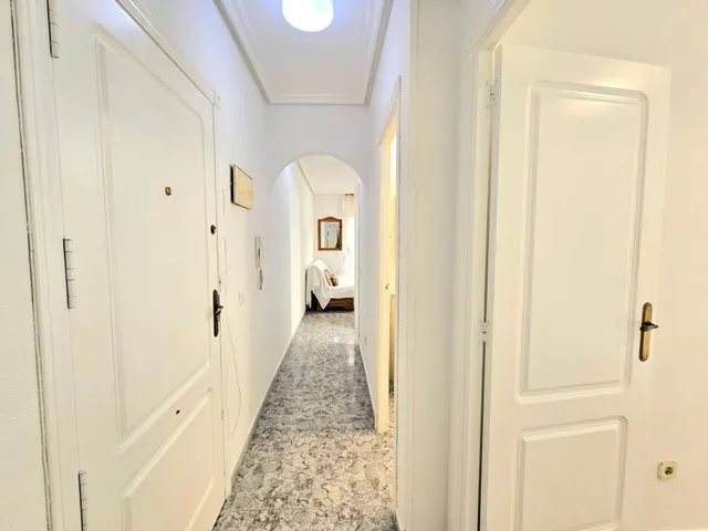 Magnifica vivienda en el centro de Torrevieja, ideal para vivir todo el año — 16