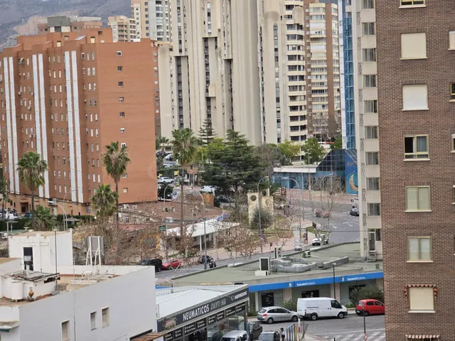 Apartamento en Benidorm en venta con inquilino y rentabilidad desde el primer día — 23