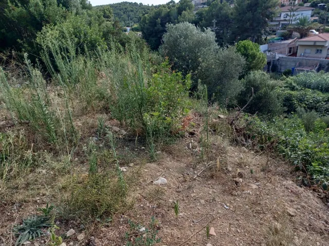 Terreno urbano edificable en venta de 660 m2 en zona residencial de Cunit — 8