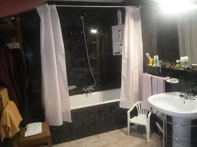 casa individual reformada patio con  dos locales — 9
