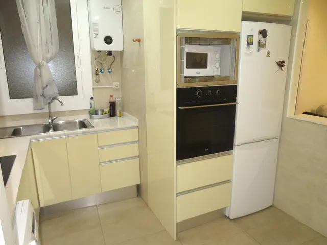 BONITO PISO DE 3 habitaciones EN LA CALLE SEPULVEDA - foto 4