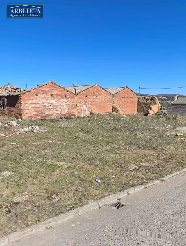 INMOBILIARIA ARBETETA VENDE TERRENO URBANO URBANIZABLE EN HU - foto 3