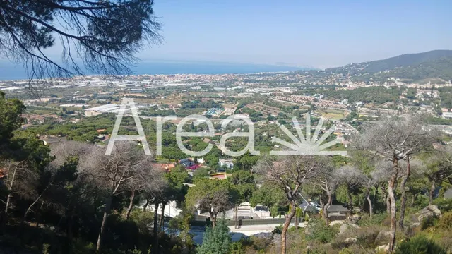 Terreno con vistas panorámicas en Cabrils - foto 2