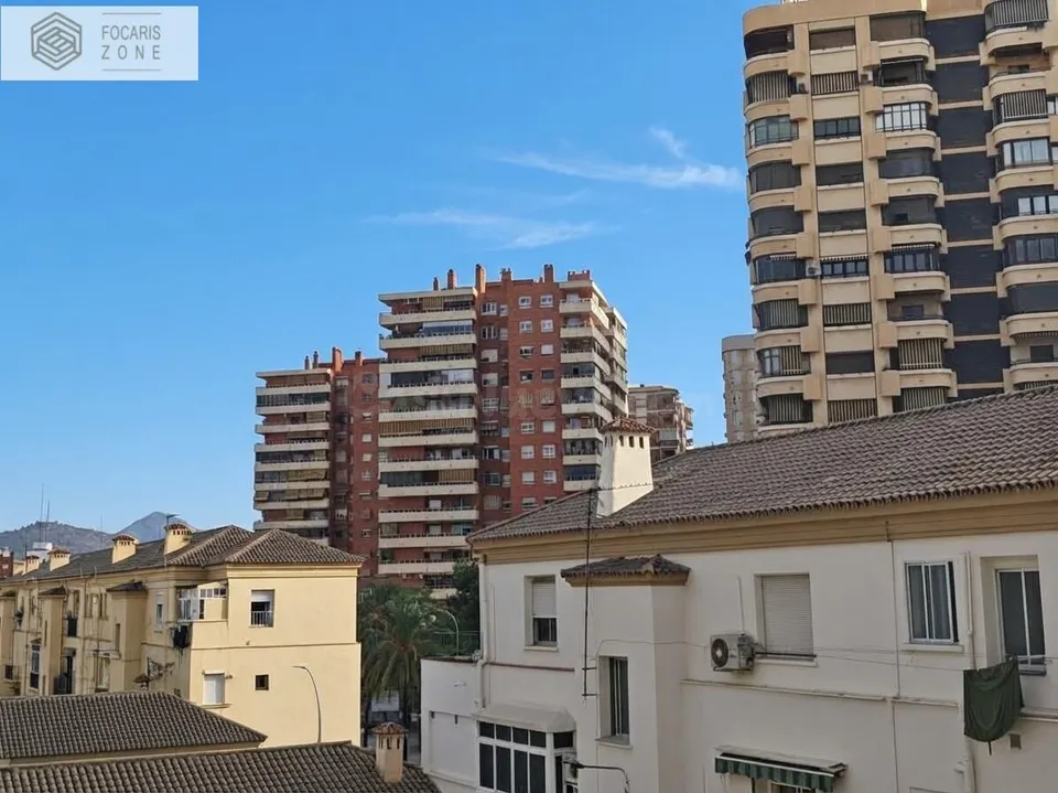 ESTUPENDO PISO A UN PASO DEL CENTRO DE MÁLAGA