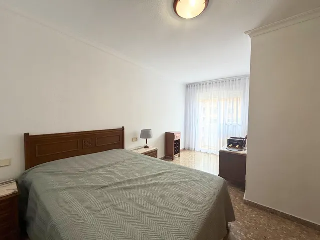 Piso en Alquiler 2 Dormitorios 1 Baño Con Muebles — 24