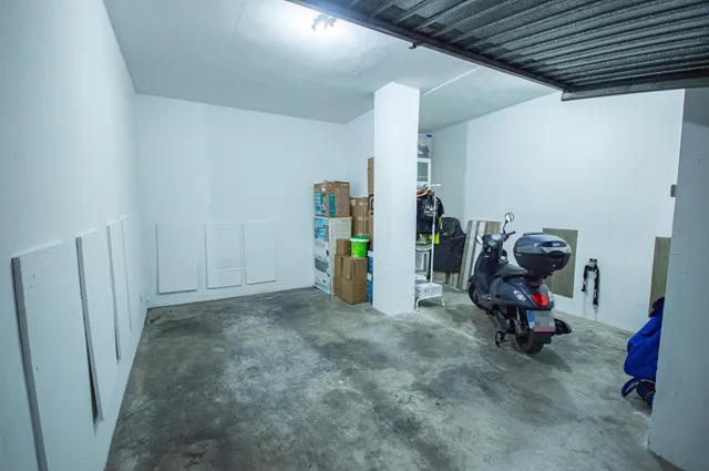 PISO REFORMADO EN ALQUILER CON GARAJE, ASCENSOR Y TOTALMENTE EQUIPADO - ZONA CHIMENEAS — 11