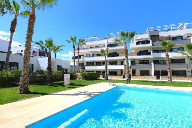 Ático 3 habitaciones en venta - Villamartín-Las Filipinas