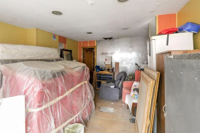 SOLAR EN ARMILLA PARA EDIFICIO DE VIVIENDAS — 28