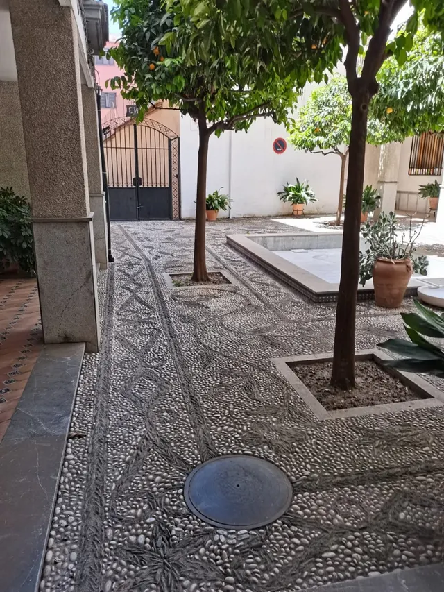Plaza de garaje en centro de Granada — 3