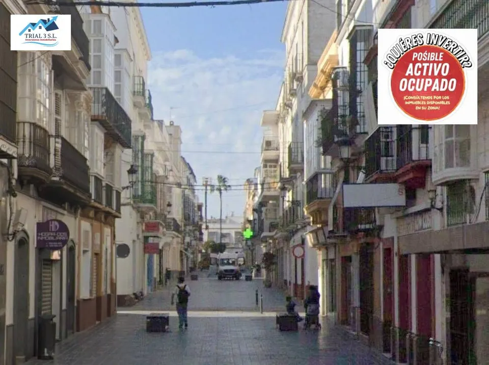 VENTA DE OFICINA EN EL PUERTO DE SANTA MARÍA, CÁDIZ.