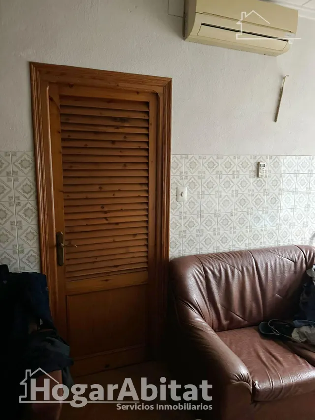 MUY AMPLIA Y LUMINOSA EN REAL VALENCIA — 15