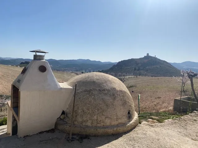 ESTUPENDA FINCA EN FONTANARES CON CASA RUSTICA - foto 3