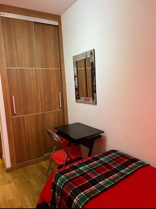 Piso de 3 dormitorios junto al El Corte Inglés — 6