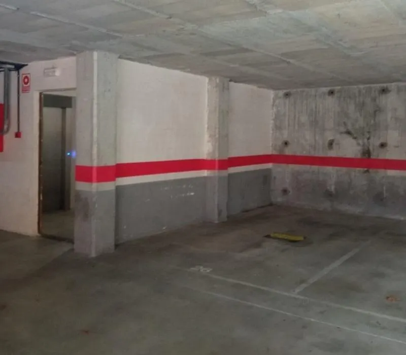 PLAZA DE PARKING C/LA GATOSA CERDANYOLA DEL VALLES