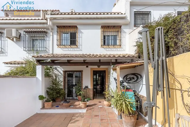 Casa única en Granada capital. — 34