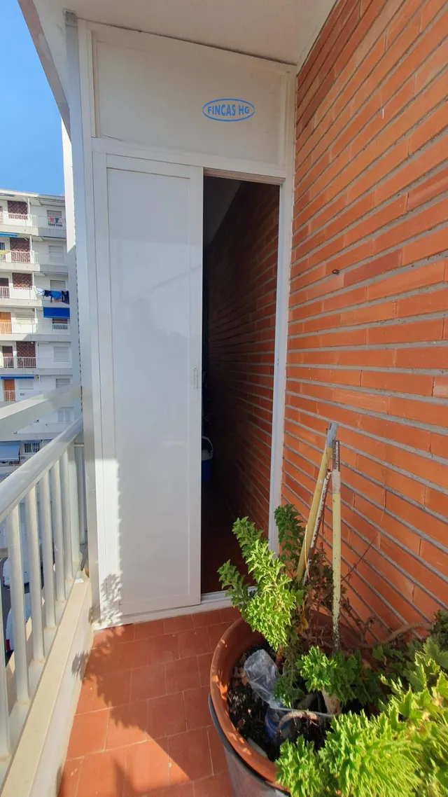 Amplio piso con tres dormitorios en playa de san juan — 11