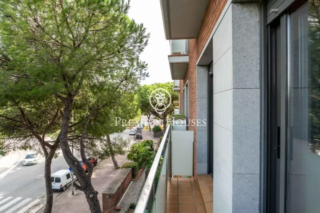 Piso con terraza en Gavà Mar — 30