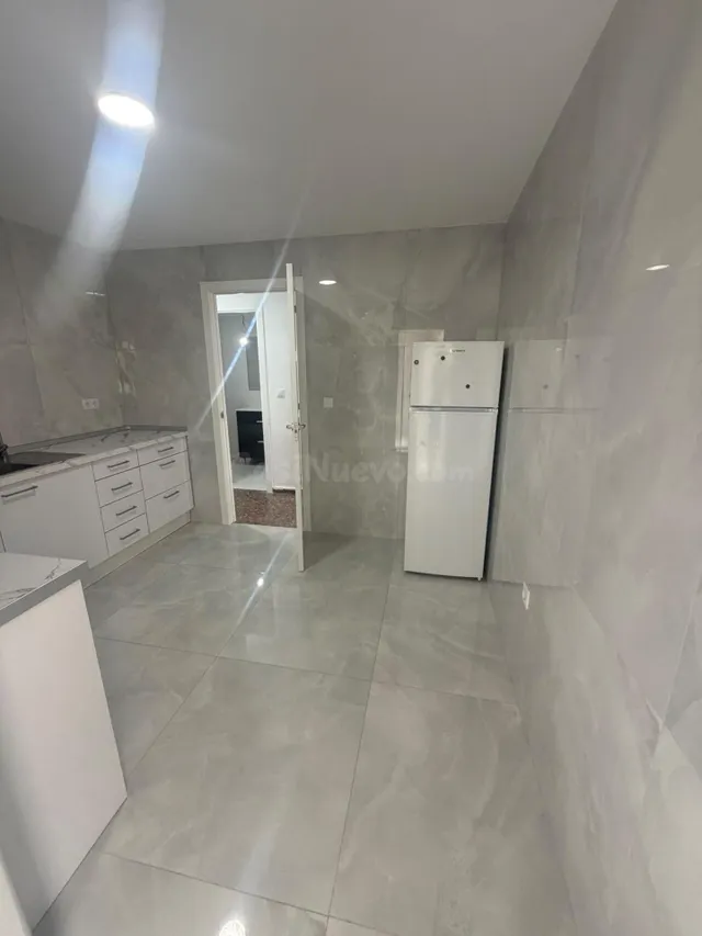 Piso en Alaquas con galería y despensa - foto 2