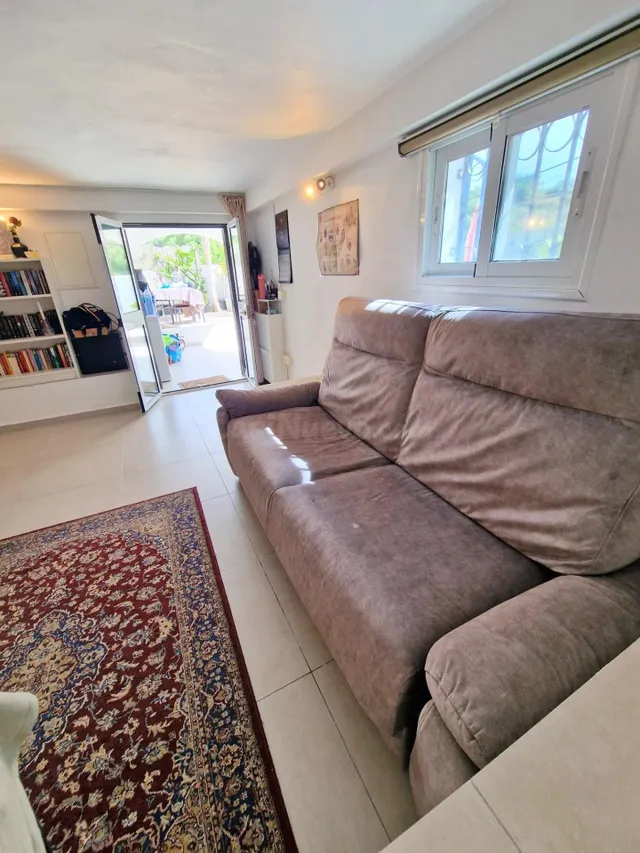 ¡Chalet Adosado en Estepona con Terraza en Azotea y Potencia - foto 5