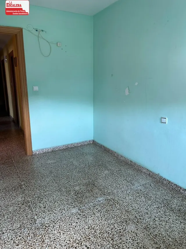 Piso en Castalla, zona instituto. 3º planta con ascensor en proceso, todo exterior — 8