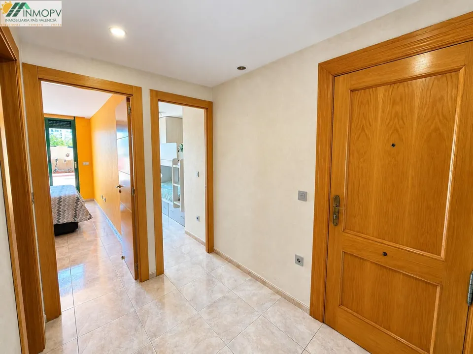 Piso de 3 habitaciones con amplia terraza, parking y ascensor en Vinaròs !