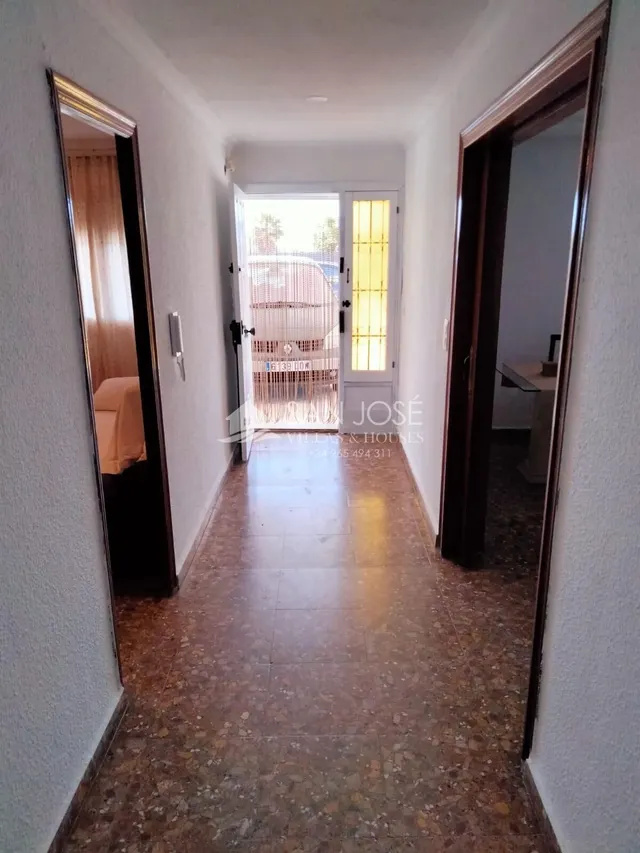 SE VENDE CHALET EN ELCHE — 5