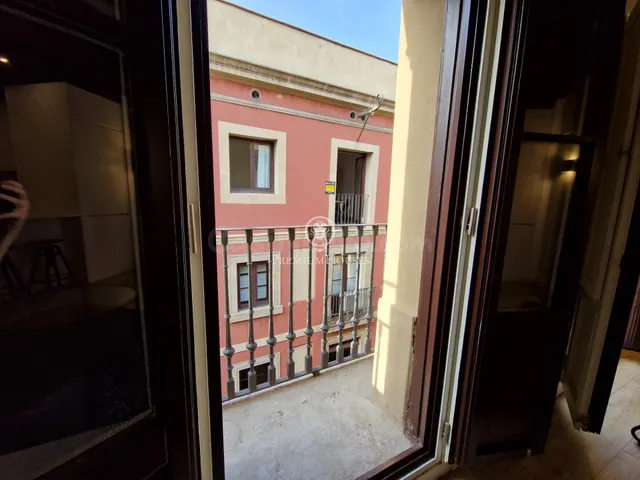 Ático con encanto histórico en el Gótico — 4