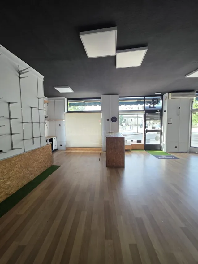 900€ LOCAL COMERCIAL PURO CENTRO