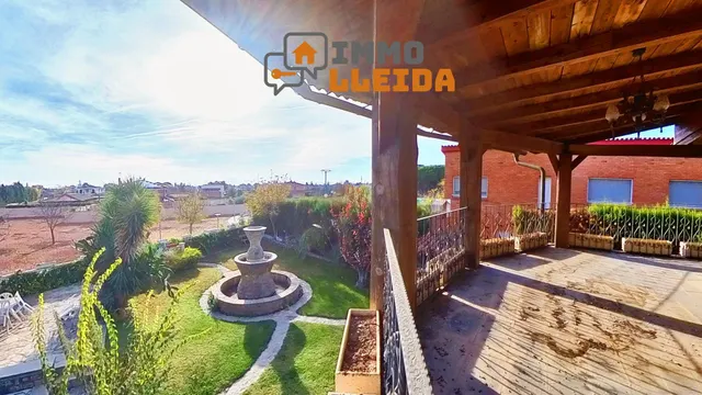 Majestuosa Villa en Alpicat — 26