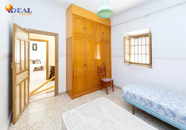 ¡CASA EN UNA SOLA PLANTA, CREA TU VIVIENDA IDEAL EN ALBOLOTE! Casa en una sola planta con patio, garaje y un gran potencial. — 14