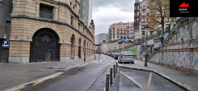 Parcela de garaje en la primera planta en Isozaki! - foto 4