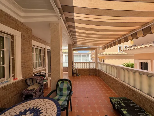 Casa 3 habitaciones 91m² en venta - Urbanizaciones — 11