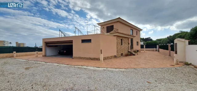 Espectacular Chalet de Lujo en la Exclusiva Urbanización Llop Mari — 29