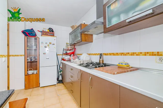 Piso de 3 Dorm. con 2 baños + APARCAMIENTO y TRASTERO — 13