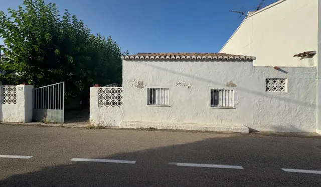Casa adosada con jardín privado a solo 50 metros de la playa - foto 3
