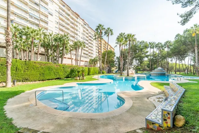 Apartamento de 3 dormitorios y 1 baño en Dehesa de Campoamor