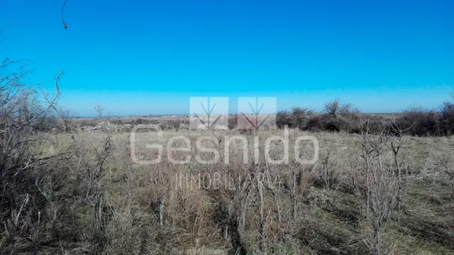 FINCA RÚSTICA en VENTA de 2.360m2 en TORRECABALLEROS - SEGOV - foto 2