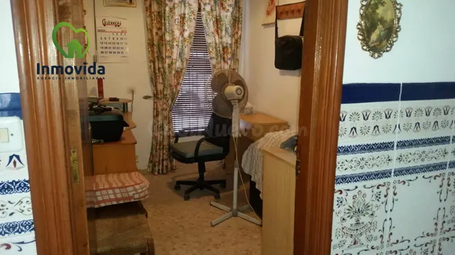 Amplia Casa en el Corazón de Aguilar de la Frontera - Oportu - foto 2