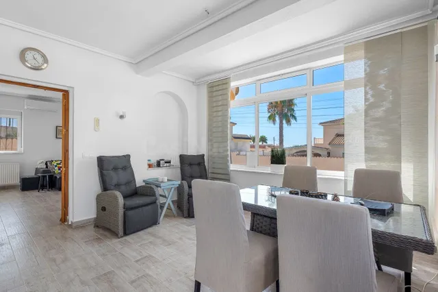 Villa 3 habitaciones 250m² en venta - Centro de la Ciudad Quesada — 25