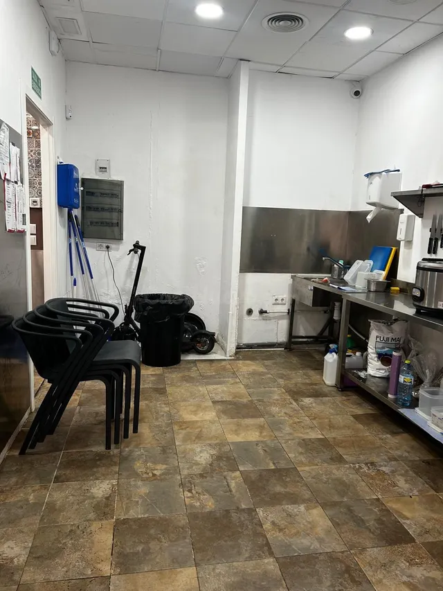 Traspaso de local comercial de 253 m2 — 4