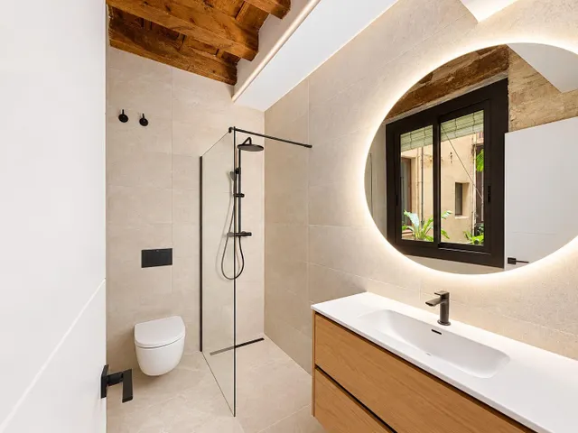Elegante piso completamente reformado de 68 m2 en el corazón de Barcelona — 7