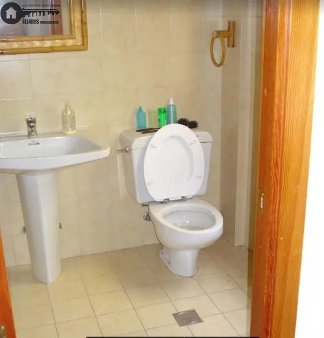 INMOBILIARIA TEJARES VENDE CHALET EN URB. AGUA SOL — 20
